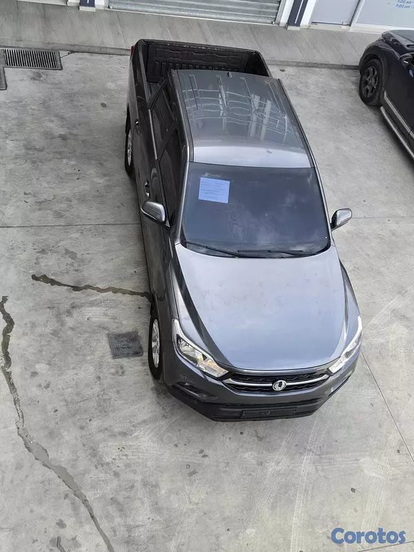 jeepetas y camionetas - KGM REXTON 2021 GRIS OSCURO DIESEL 3