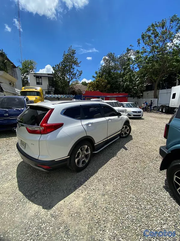 jeepetas y camionetas - Honda CR-V 2018 EXL
Blanco perla que impone presencia  3