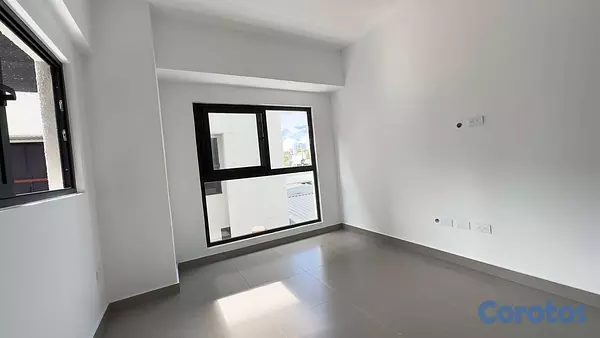 apartamentos - Apartamento Segundo Nivel en Bella Vista Proximo a 6