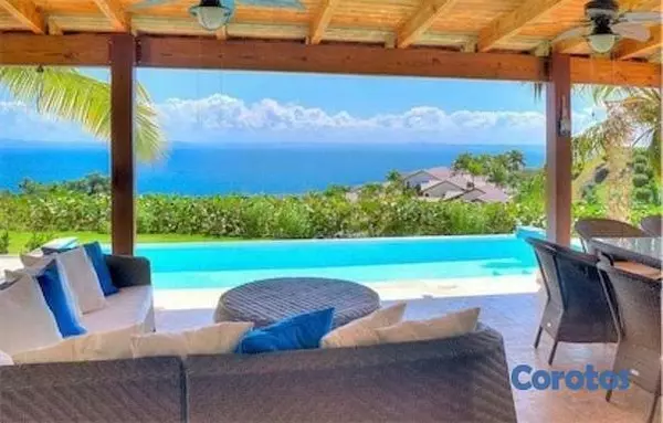 otros inmuebles - En Venta Villa Duplex en Puerto Bahia Samana Vista al mar 6