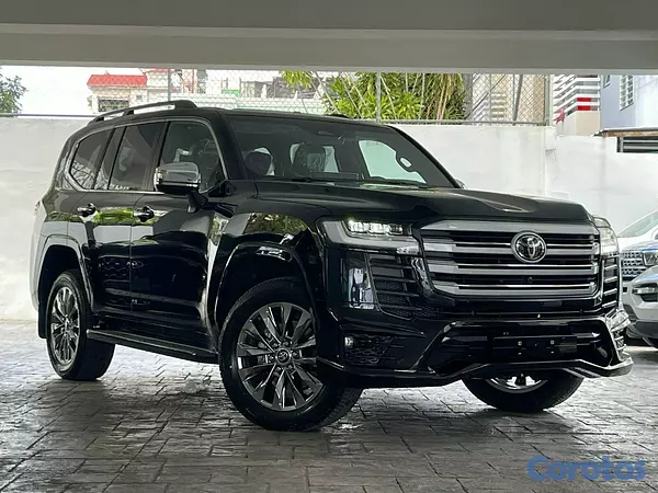 jeepetas y camionetas - Toyota Land Cruiser 300 VXR 2026 7