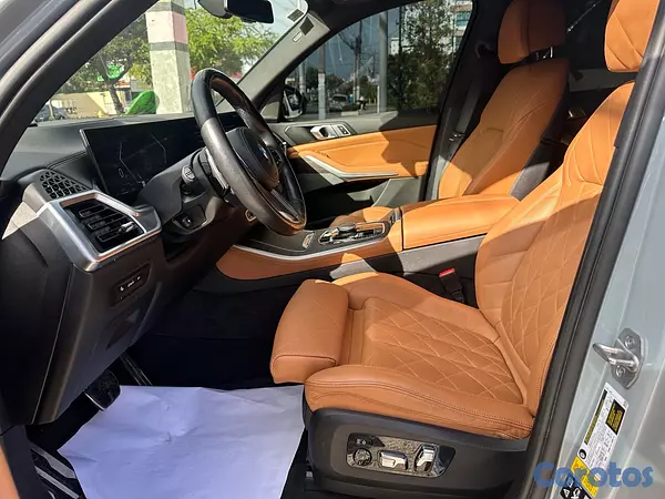 jeepetas y camionetas - BMW X5 Package M año 2024 11