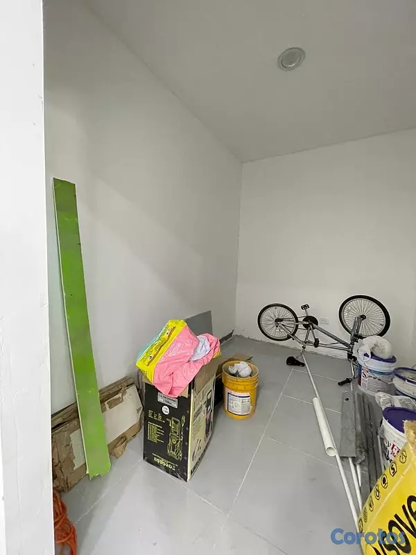 casas - Vendo Casa en Av. Independencia  3