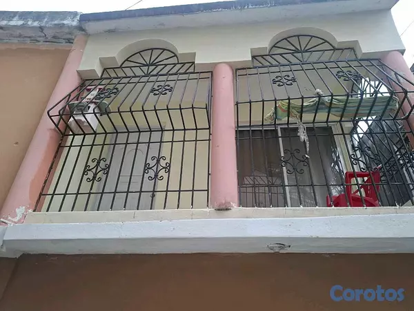 casas - Propiedad de 3 niveles y 5 viviendas en Venta 6