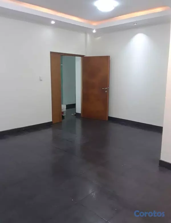 oficinas y locales comerciales - se alquila oficina  2