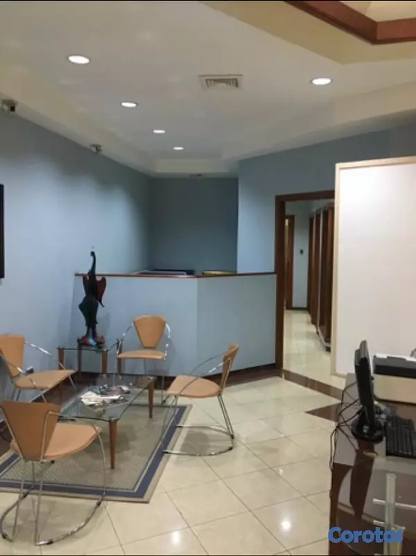 oficinas y locales comerciales - Local en Piantini Unicentro Plaza 6