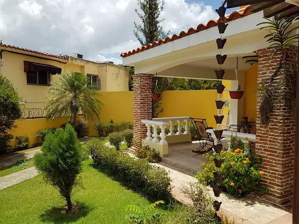 casas - Vendo Caca en  Laderas de Arroyo Hondo 3