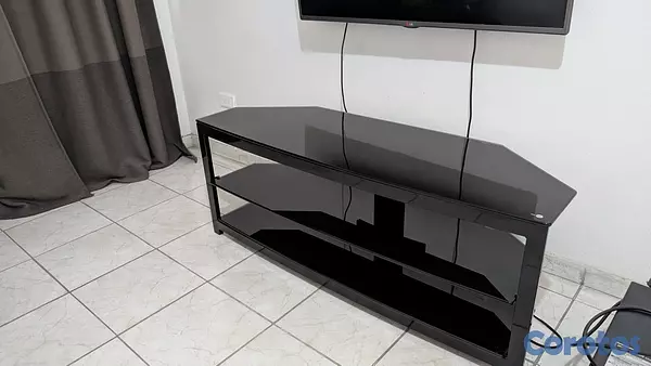 muebles y colchones - MESA de TV (Marca OmniMount) Cristal Templado 4
