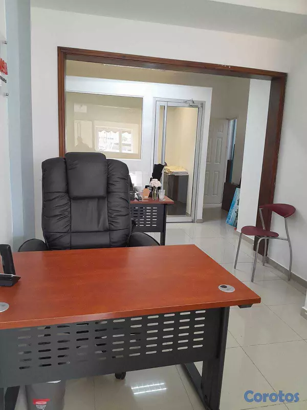 oficinas y locales comerciales - Local para Oficina, excelente ubicación, ideal par 1