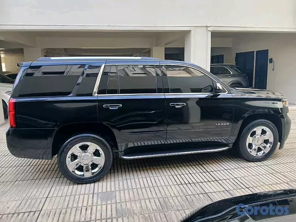 jeepetas y camionetas - chevrolet tahoe premier 2020 5