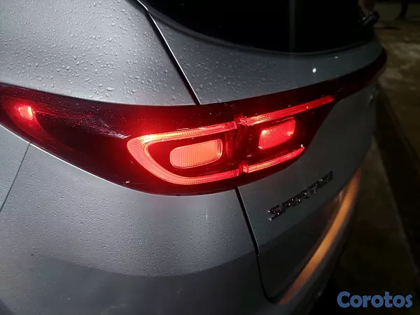 jeepetas y camionetas - Kia Sportage 2021 RD$ 1,055,000.00 Negociable - Recién Importada. 3