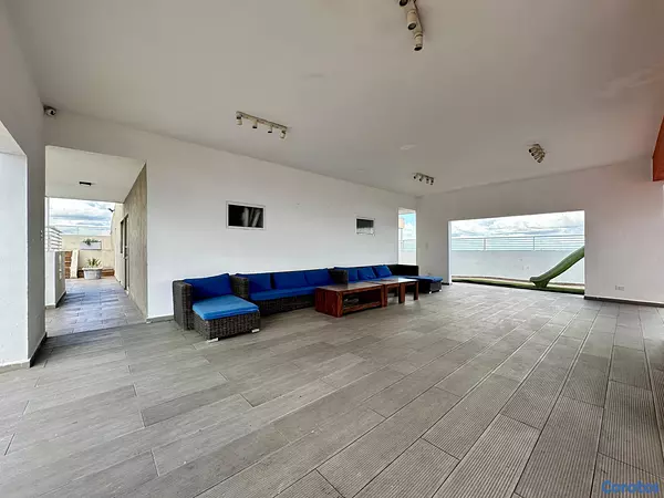apartamentos - venta de apartamento piso 9 en la charles de Gaulle Santo Domingo este de 89mts 5