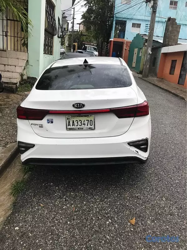 carros - KIA FORTE 2019 — TRASPASO 7