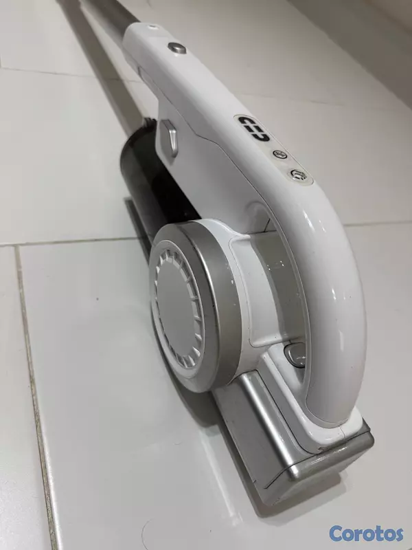 electrodomesticos - Aspiradora moderna recargable importada 3