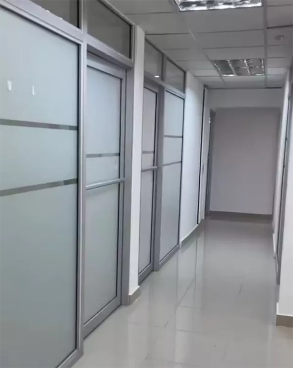 oficinas y locales comerciales - Oficina amplia y céntrica 5