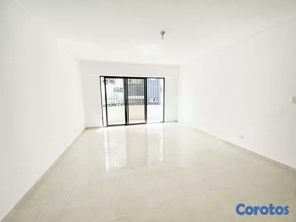 apartamentos - En Alqauiler Apartamento en Evaristo Morales de 3 habitaciones 10