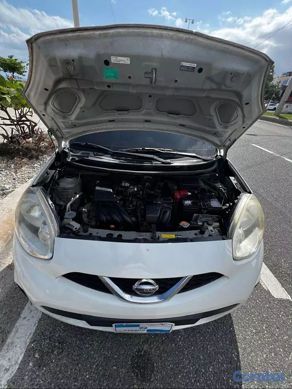 carros - Vendo Nissan March 2015 Cómo nuevo Uso personal Negociable 4