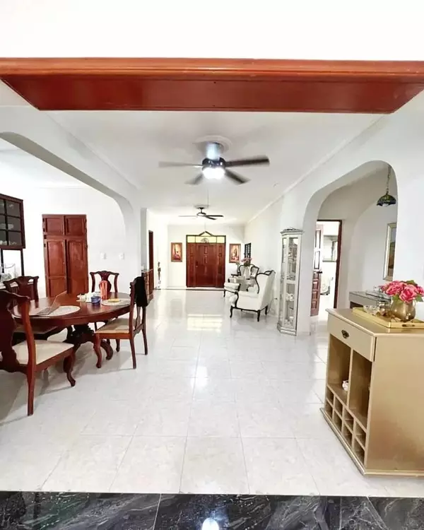 casas - Vendo casa casa en Arroyo Hondo III 3