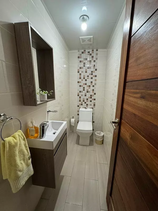 penthouses - Apartamento Tipo PH en Venta
EL MILLÓN
USD 315,000.00
Mantenimiento: RD$8,500.00 9