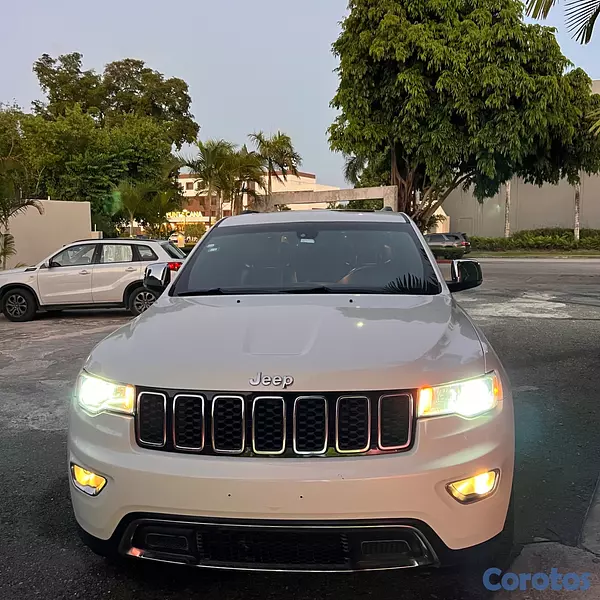 jeepetas y camionetas - Jeep grand Cherokee limited, Excelente condiciones 8