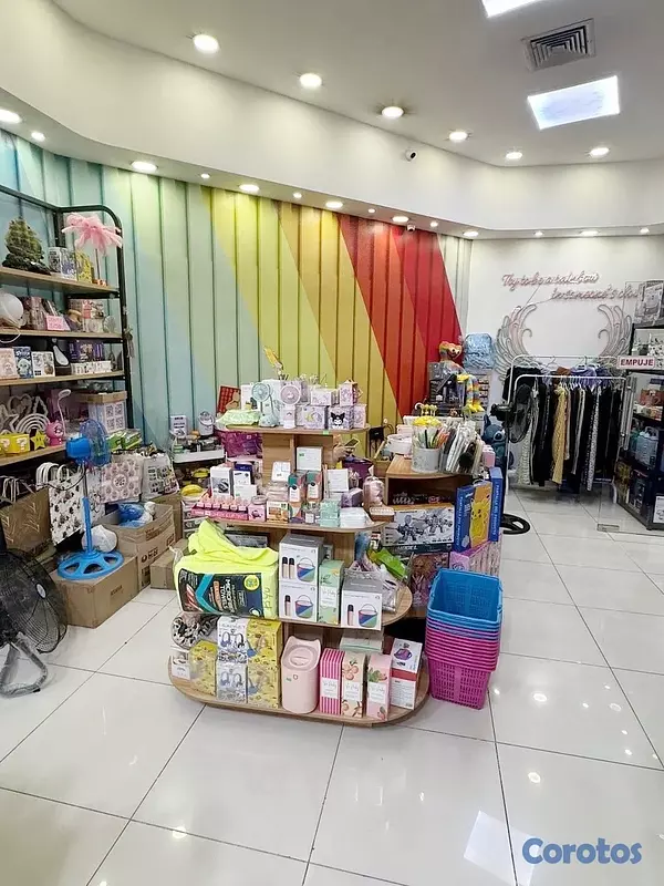 oficinas y locales comerciales - Local en Venta en Piantini  4