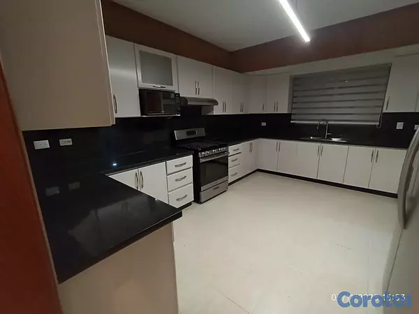 apartamentos - BELLA VISTA, SE ALQUILA AMPLIO APARTAMENTO AMUEBLA 5