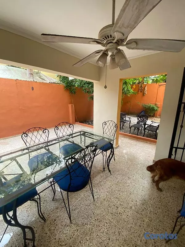casas - Casa en venta de 3 habitaciones 2 baños en venta e 16