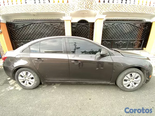 carros - Carro Chevrolet Cruze LS Negro 10