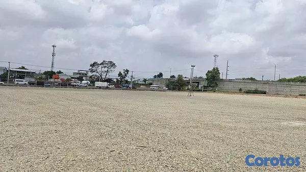 solares y terrenos - Solar en la Aut. Duarte Esquina Carretera Merca Sa 10