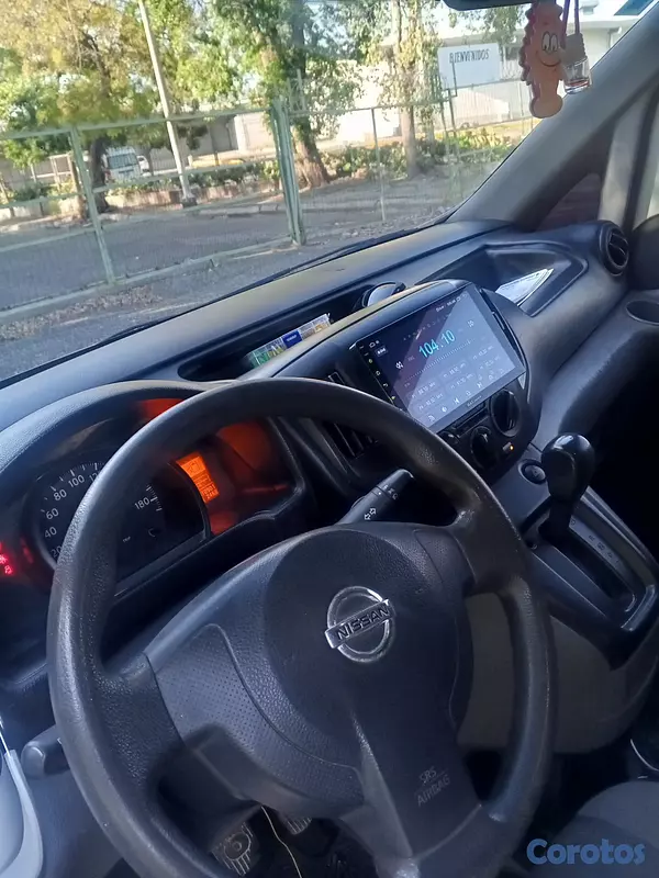 otros vehiculos - Nissan Vannette  2011 9