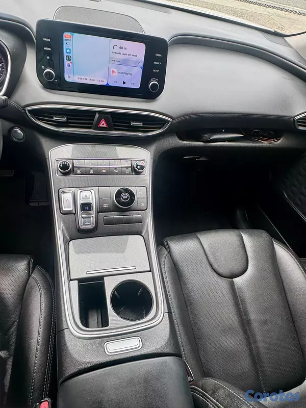 jeepetas y camionetas - Hyundai Sante Fe SE 2023 Blanca 4