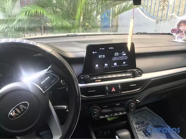 carros - KIA FORTE 2019 — TRASPASO 8