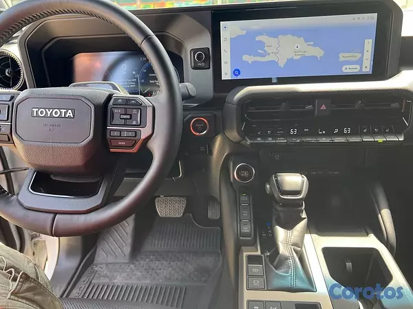 jeepetas y camionetas - Toyota Land Cruiser Prado 2024 hibrido 10