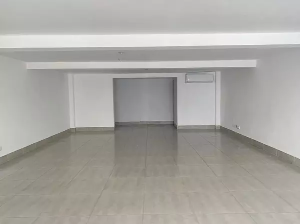 oficinas y locales comerciales - Local primer nivel Naco 4