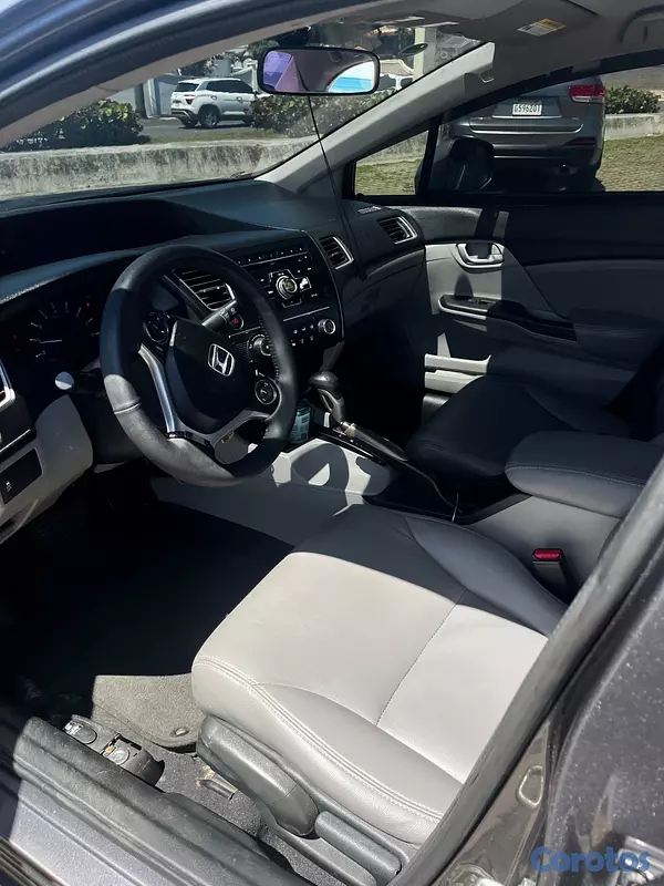 carros - Se vende Honda Civic 2014 LX. 3