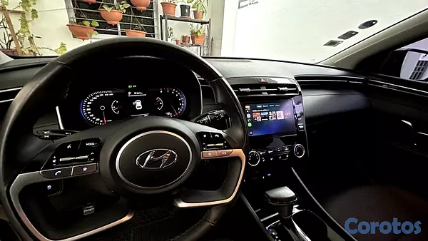 jeepetas y camionetas - Vendo de oportunidad Hyundai Tucson 2023 Semi-full 11