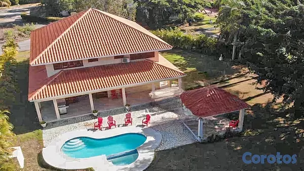casas vacacionales y villas - Villa lista para midarte, unicada en Guavaberry, perfecta para vivir o invertir
 2