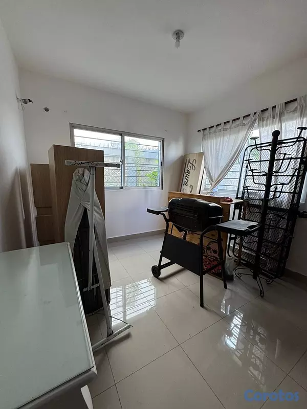 apartamentos - vendo gala primer nivel tres habitaciones 2.5 baños parqueo balcón servicio  6