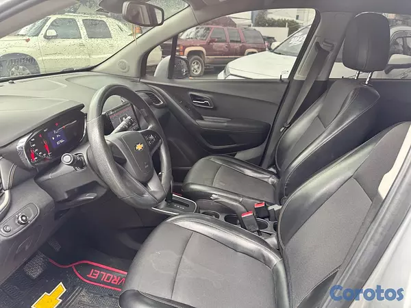 jeepetas y camionetas - Chevrolet trax LT 2018 Clean carfax  6