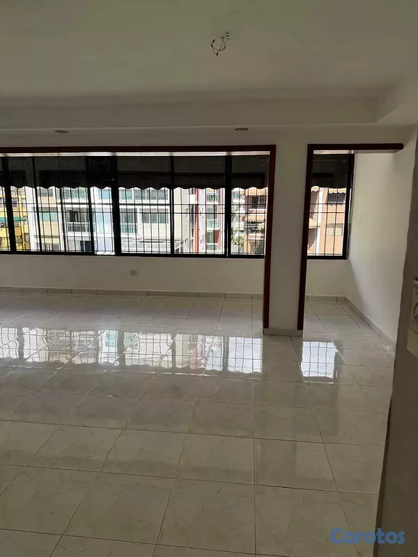 apartamentos - ✨🏢 Apartamento en Venta – Urbanización Real, Santo 11