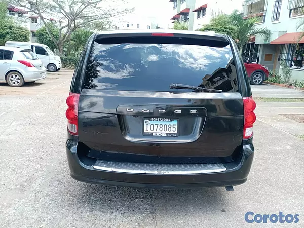 jeepetas y camionetas - DODGE cARAVAN 2012 SXT 9
