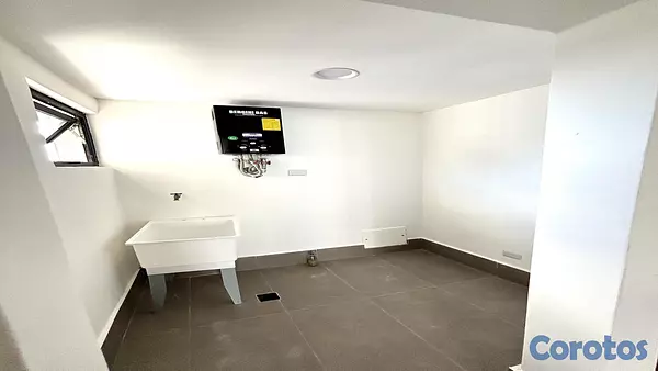 apartamentos - Venta de Apartamento de 1 Habitación amueblado de 70 mts. Paraíso 5