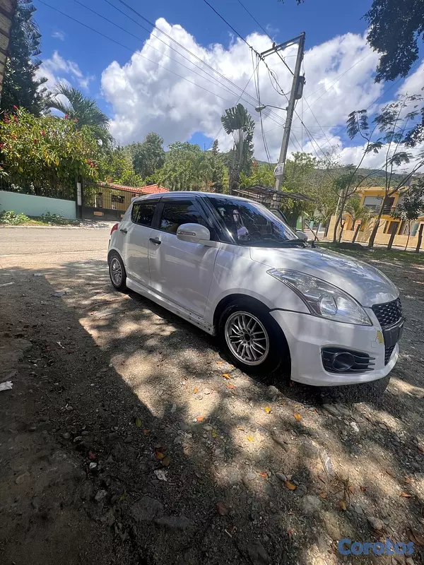 carros - venta de vehículos Suzuki Swift 
en buen estado. 12
