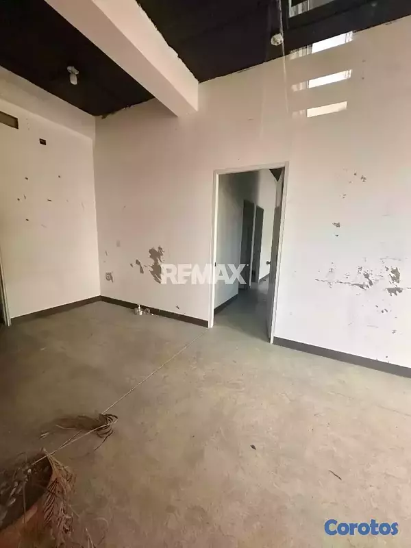 oficinas y locales comerciales - Local comercial de 225mt2 en alquiler en Bella Vis 7