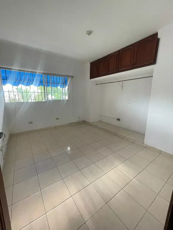 apartamentos - Apto en El Millon
RD$9.5MM
135 m^2
Edificio 4 niveles, 1er nivel parqueos SIN as 3