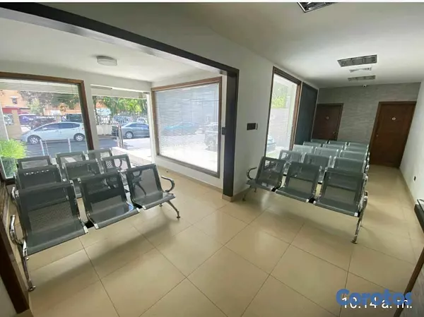 oficinas y locales comerciales - Vendo Edificio comercial en Gascue  4