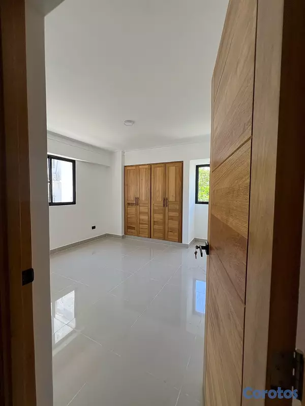 apartamentos - Se  busca comprador en Los Restauradores, D.N. 14