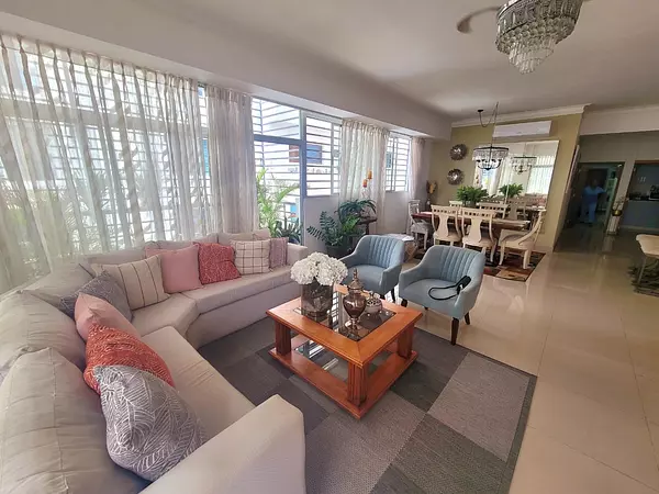 apartamentos - Se vende apartamento en Naco 3