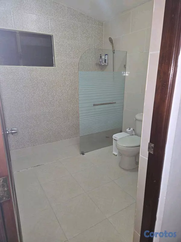 casas - Vendo Casa de 2 niveles en Colinas del Seminario  7