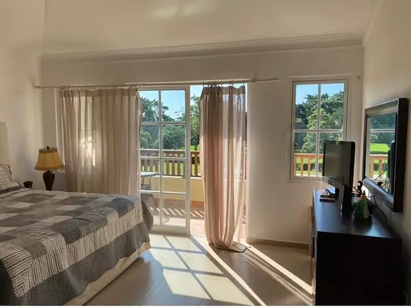 casas - Town House en  alquiler en Metro Country de 2 niveles, Amueblado  3